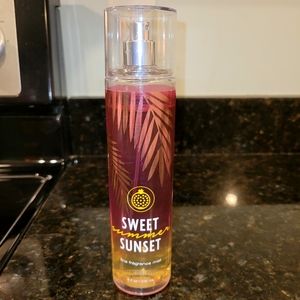 Rare Bath & Body Works Sweet Summer Sunset Body Spray